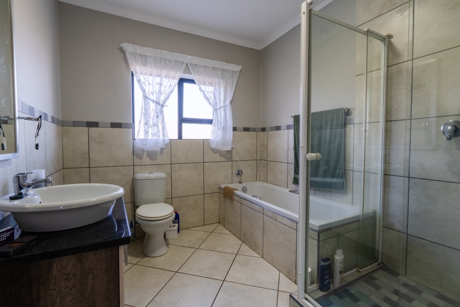3 Bedroom Property for Sale in Monte Christo Western Cape
